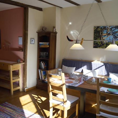 蒙绍Der Kleine Globetrotter住宿加早餐旅馆 外观 照片